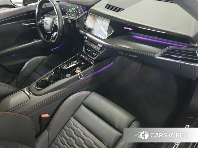 Audi RS e-Tron GT id 4274876 из Кореи 10