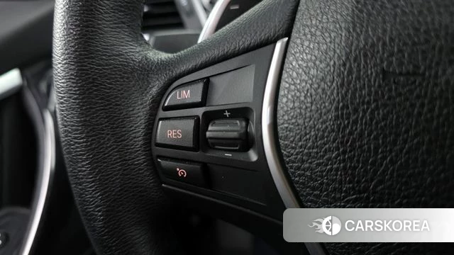 BMW 3 Series (F30) id 4351208 из Кореи 10