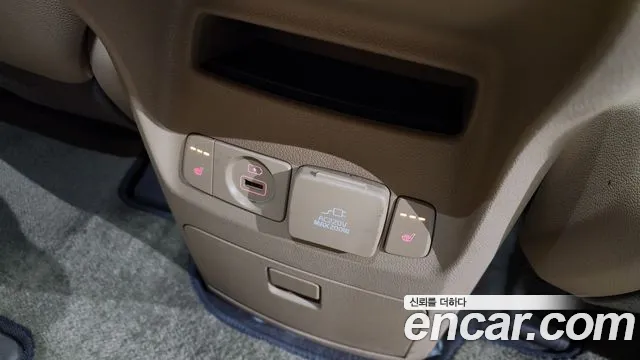 Kia The New Carnival id 2717004 из Кореи 10