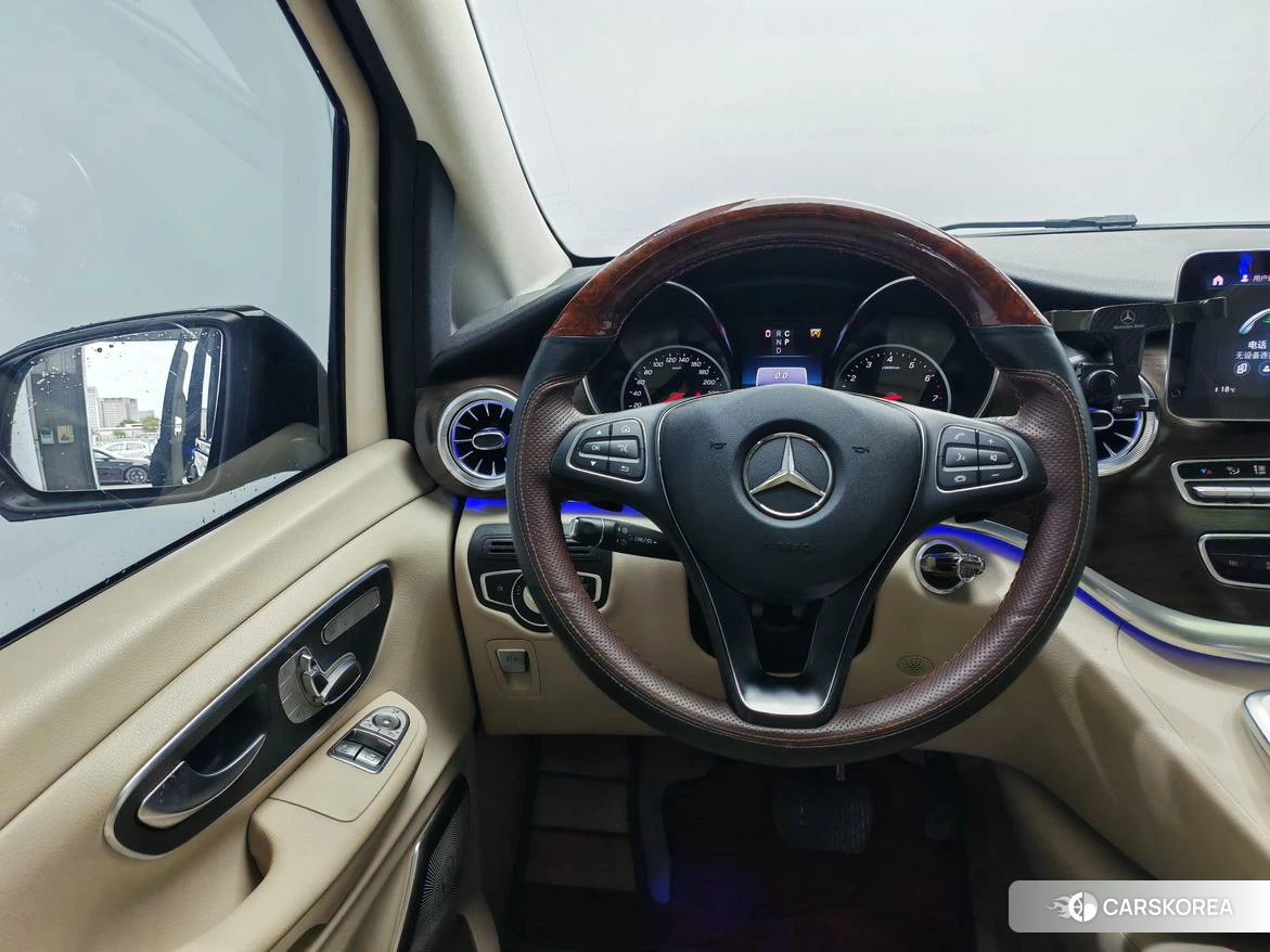 Mercedes-Benz V-class id 4455816 из Китая 10