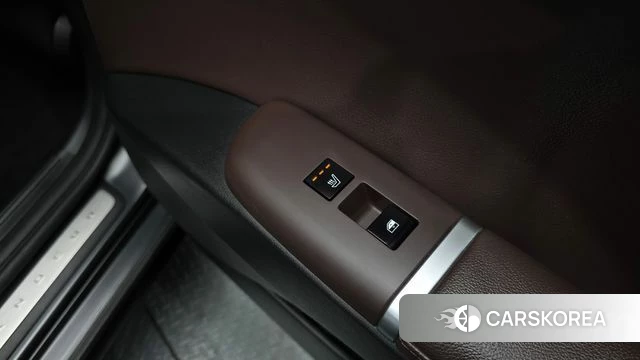 Hyundai Grandeur Hybrid (GN7) id 4560808 из Кореи 10