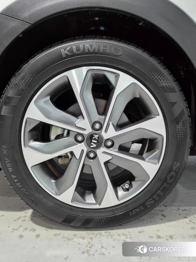 Kia Stonic id 4620637 из Кореи 10
