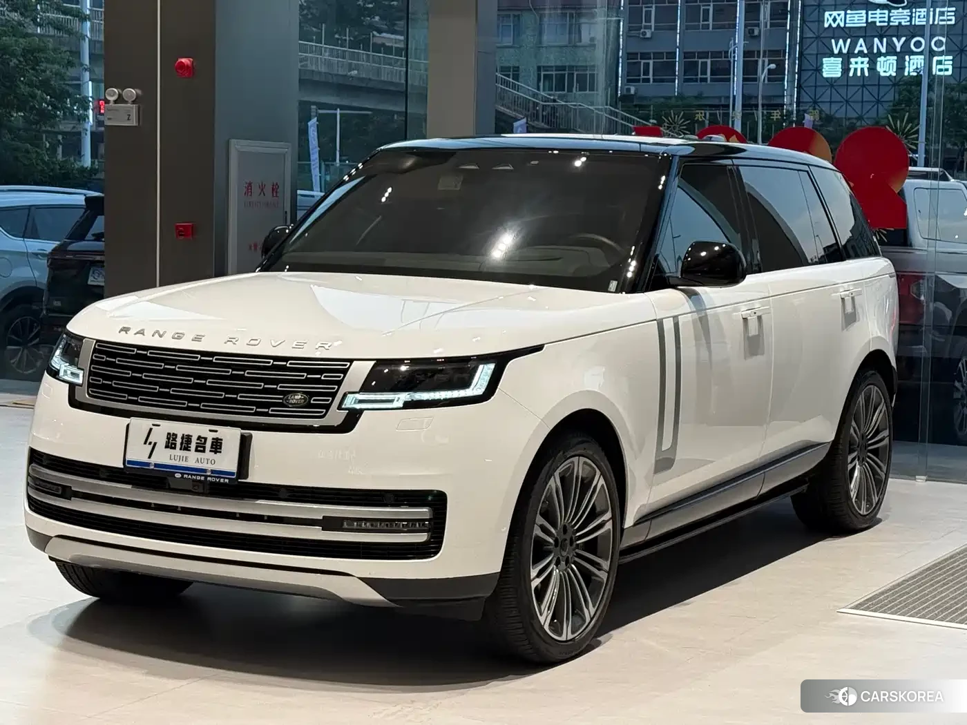 Land Rover Range Rover id 4576819 из Китая 10