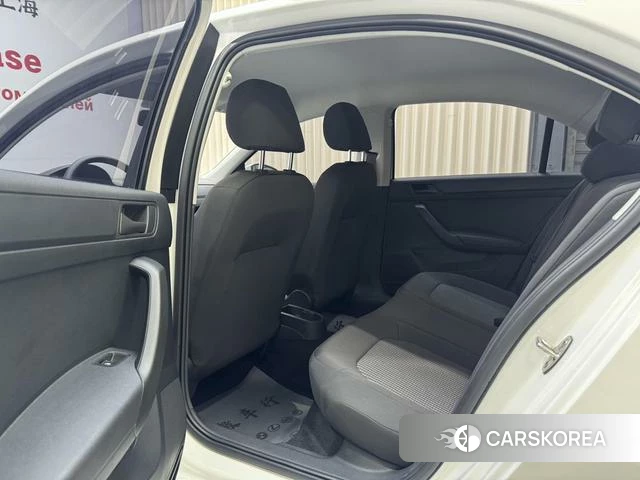 Volkswagen Santana id 4240556 из Китая 10