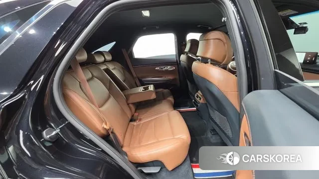 Genesis GV70 id 3702511 из Кореи 10