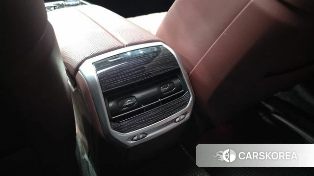 BMW 7 Series (G70) id 4691161 из Кореи 10