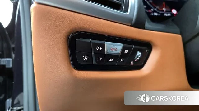 BMW 8 Series (G15) id 2915888 из Кореи 10