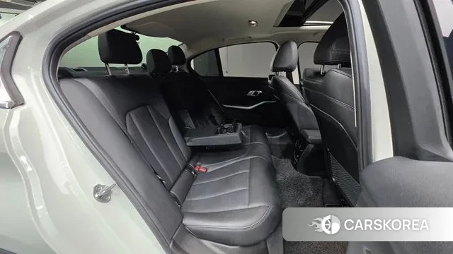 BMW 3 Series (G20) id 2998939 из Кореи 10