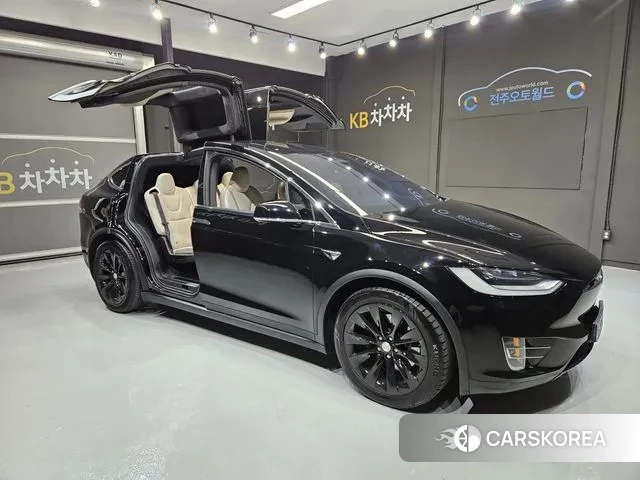 Tesla Model X id 3514357 из Кореи 10
