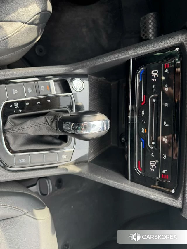 Volkswagen Tuyue id 4278543 из Китая 10