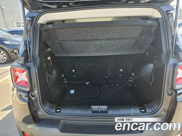 Jeep Renegade id 2398623 из Кореи 10