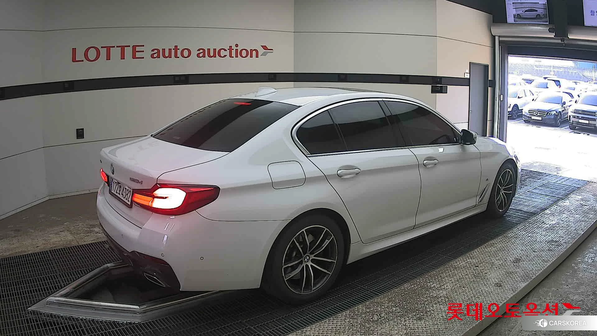 BMW  523d xDrive id 3882204 из Кореи 10