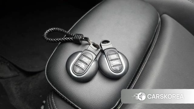 Mini Cooper Convertible id 4596273 из Кореи 10