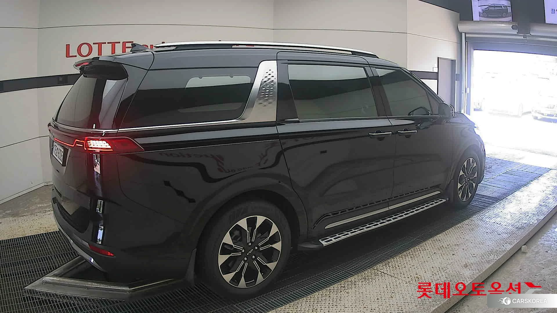 Kia Carnival id 4679387 из Кореи 10