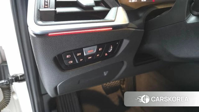 BMW 3 Series (G20) id 4445445 из Кореи 10