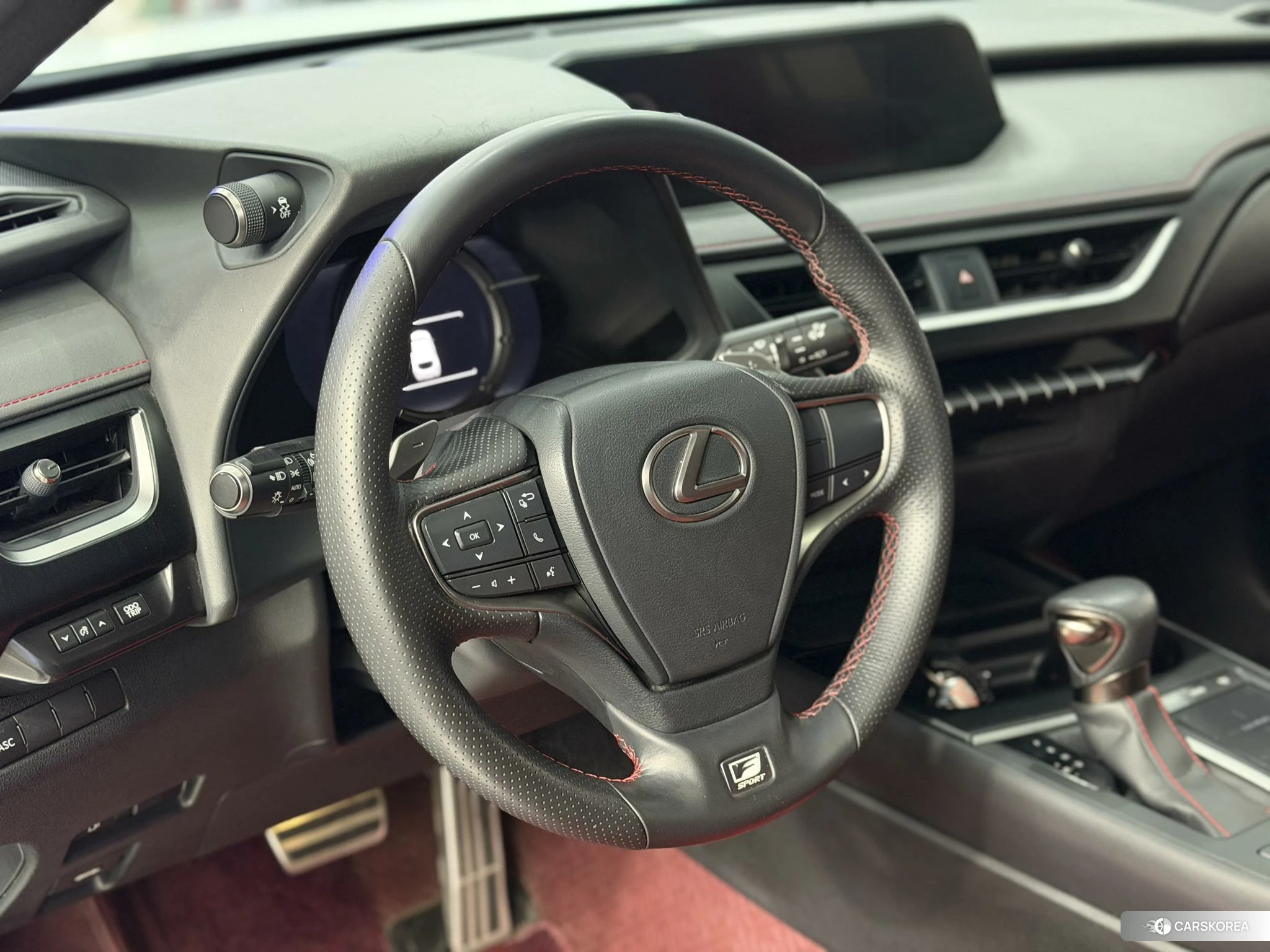 Lexus UX id 4440407 из Китая 10