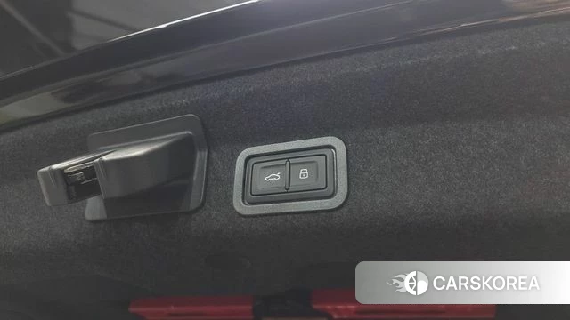 Audi A6 (C8) id 3787162 из Кореи 10