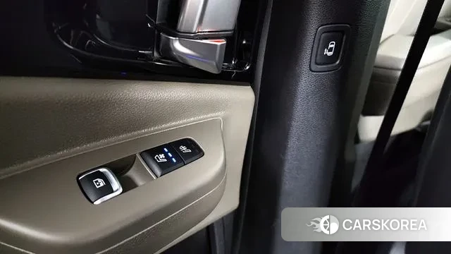 Kia The New Carnival 4th Generation id 3502672 из Кореи 10