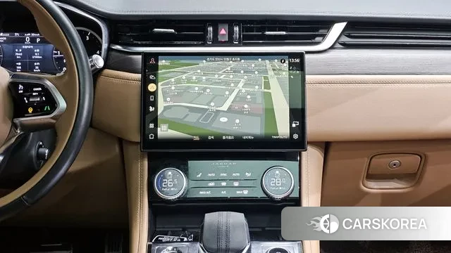 Jaguar F-PACE id 3759174 из Кореи 10