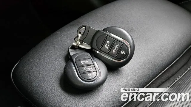 Mini Cooper D id 2674131 из Кореи 10