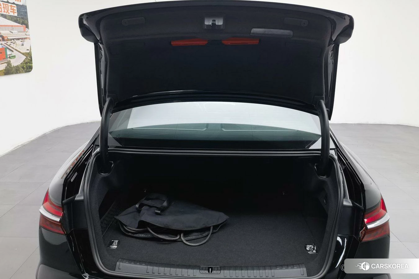 Audi A6L PHEV id 4405777 из Китая 10