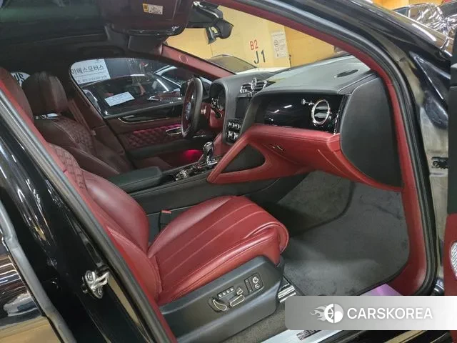 Bentley Bentayga id 3027940 из Кореи 10