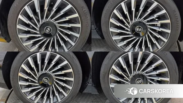 Hyundai Grandeur Hybrid (GN7) id 3585798 из Кореи 10