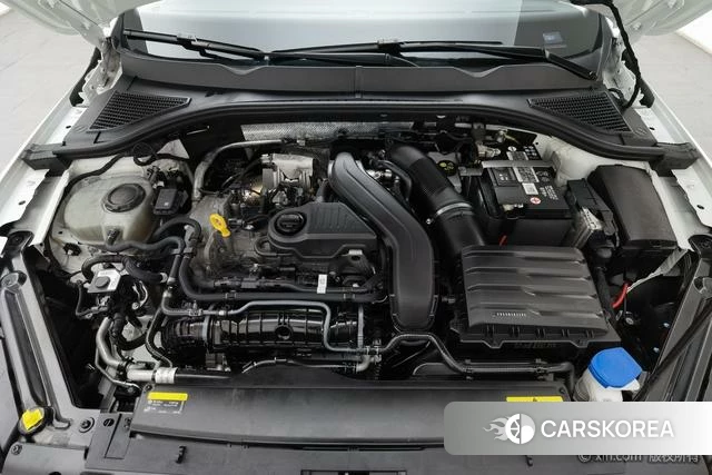 Volkswagen Bora id 4272801 из Китая 10
