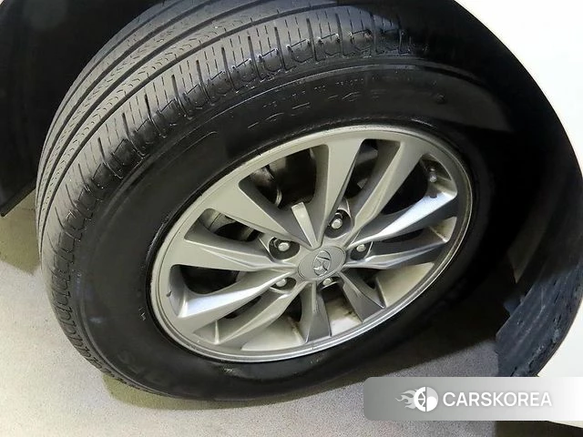 Hyundai The New Avante AD id 4502009 из Кореи 10