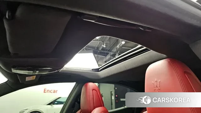 Maserati Ghibli id 3060487 из Кореи 10