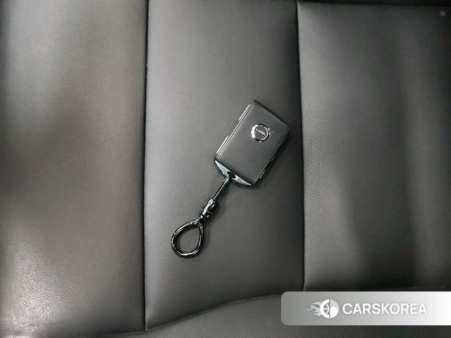 Volvo XC40 id 4235975 из Китая 10
