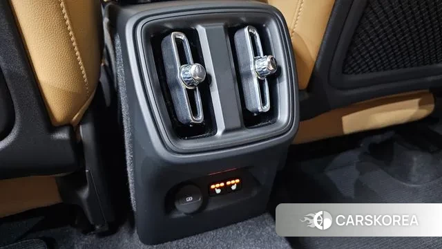 Volvo XC40 id 3012808 из Кореи 10