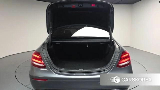 Mercedes-Benz E-Class W213 id 4651740 из Кореи 10