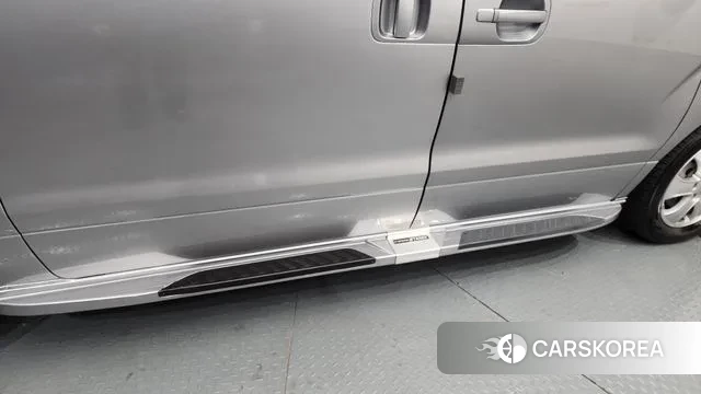 Hyundai The New Grand Starex id 3573636 из Кореи 10