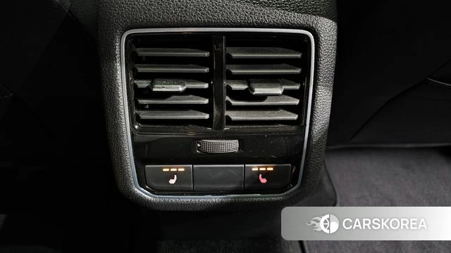 Volkswagen The New Passat id 4477450 из Кореи 10