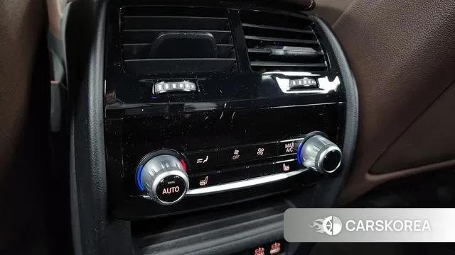 BMW 5 Series (G30) id 3771715 из Кореи 10