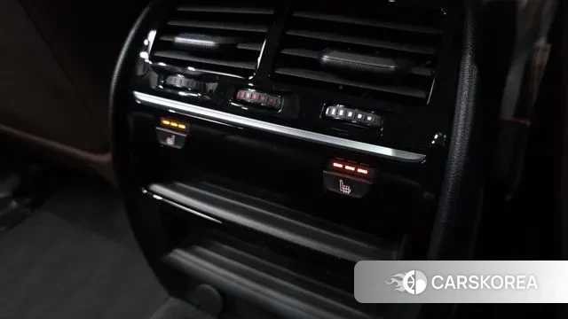 BMW 5 Series (G30) id 3736610 из Кореи 10