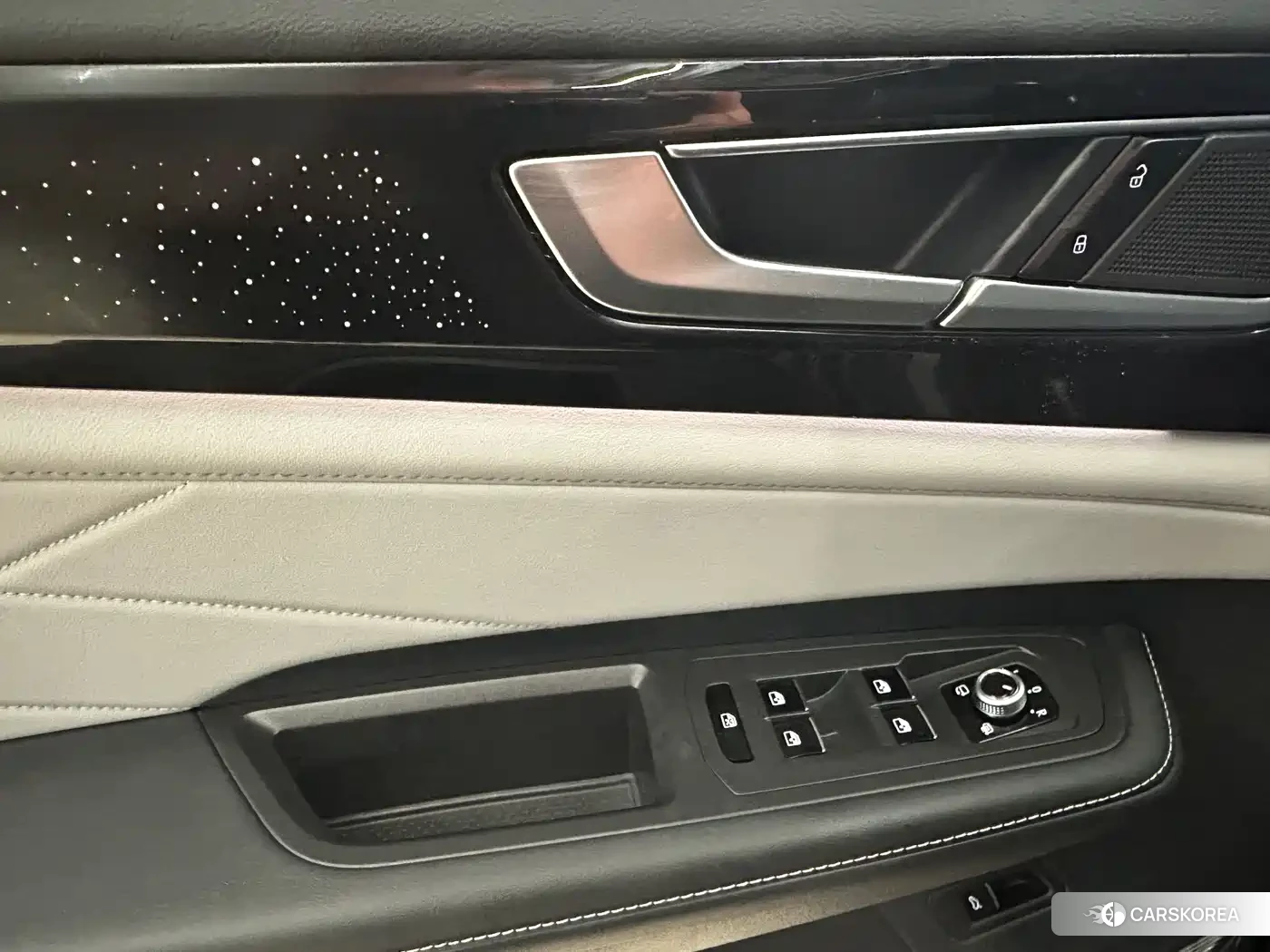 Volkswagen Touareg id 4583773 из Китая 10