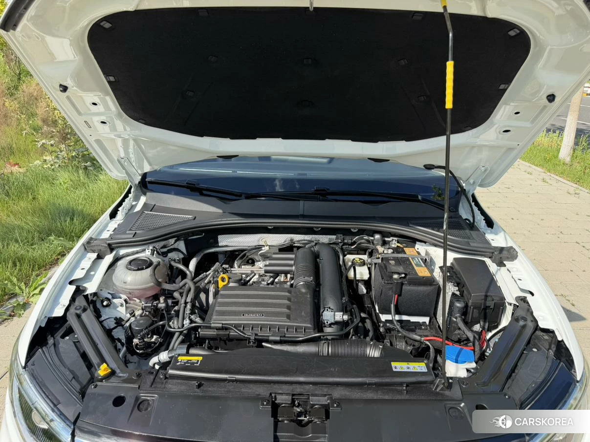 Volkswagen Bora id 4487131 из Китая 10