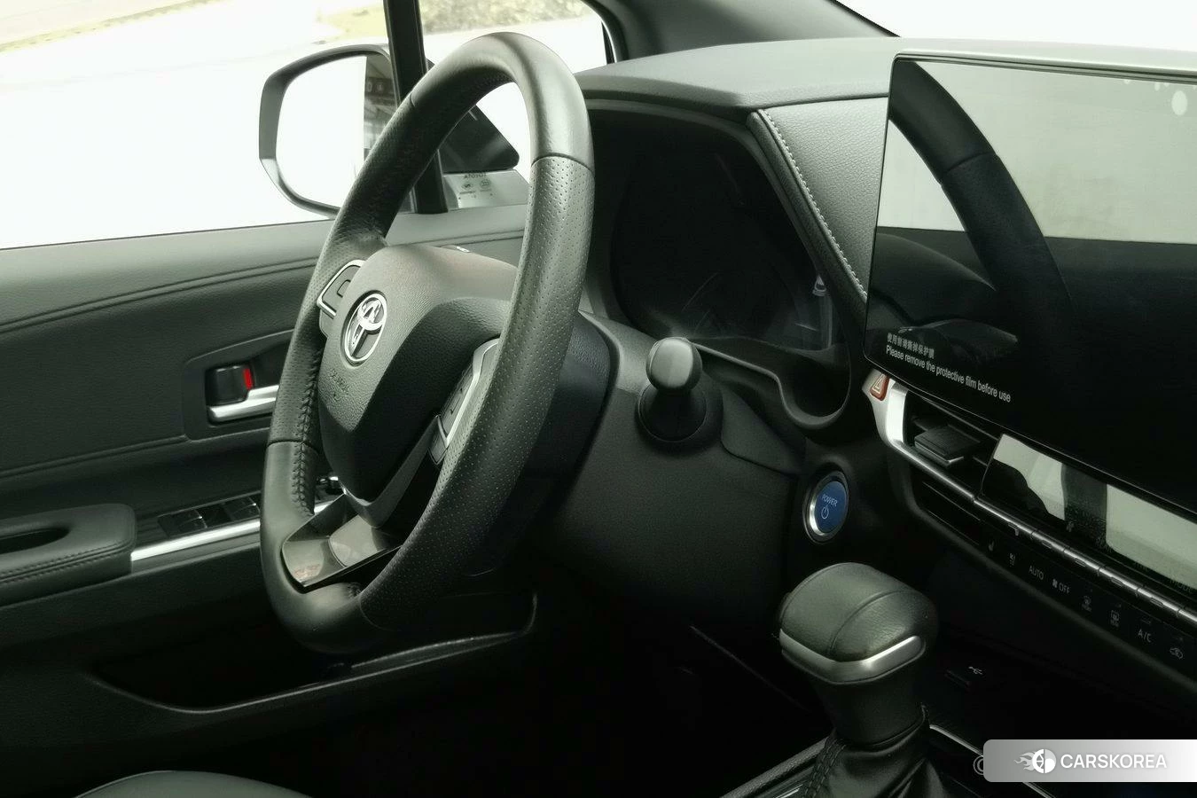 Toyota Sienna id 4510848 из Китая 10