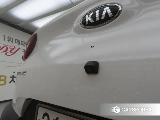 Kia Stonic id 3687076 из Кореи 10