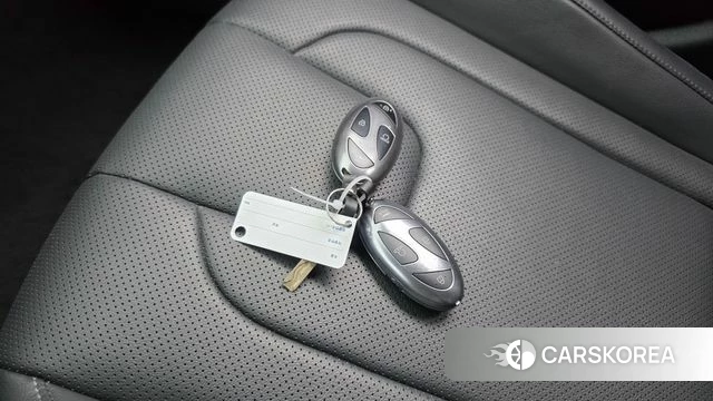 Hyundai The New Avante (CN7) id 3963490 из Кореи 10