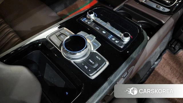 Genesis G90 id 3828942 из Кореи 10