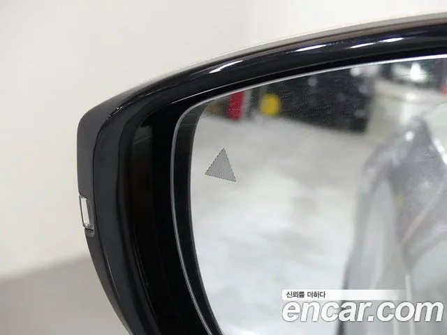 Aston Martin DBX id 2858338 из Кореи 10