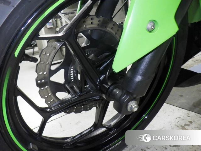 Проданный Kawasaki NINJA 250 ABS id 4248009 из Японии, фото 10