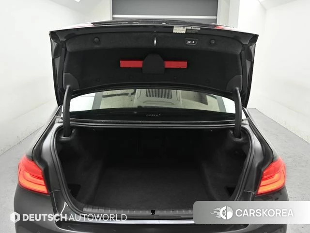 BMW 5 Series (G30) id 3813632 из Кореи 10