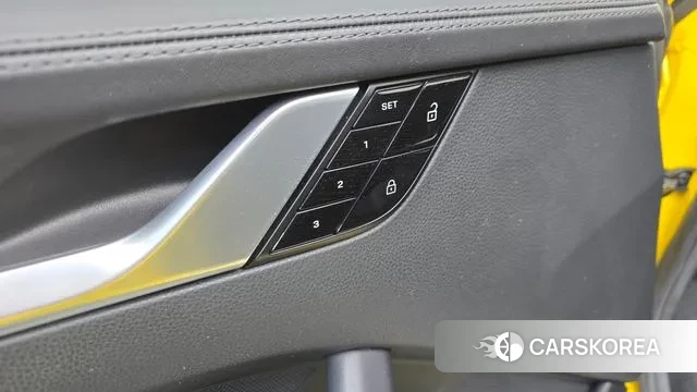 Porsche 911(992) id 3765260 из Кореи 10