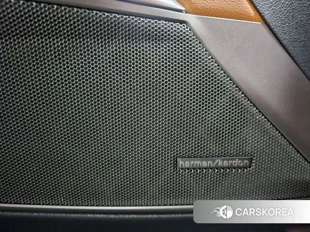 BMW 3 Series (G20) id 3745147 из Кореи 10