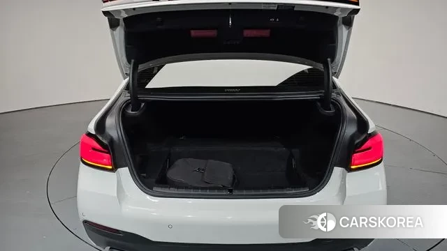 BMW 5 Series (G30) id 3322826 из Кореи 10