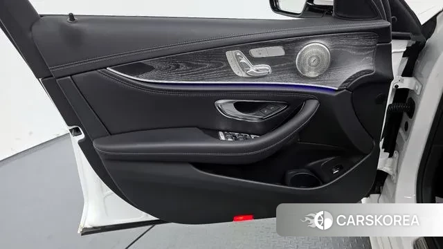 Mercedes-Benz E-Class W213 id 3301529 из Кореи 10